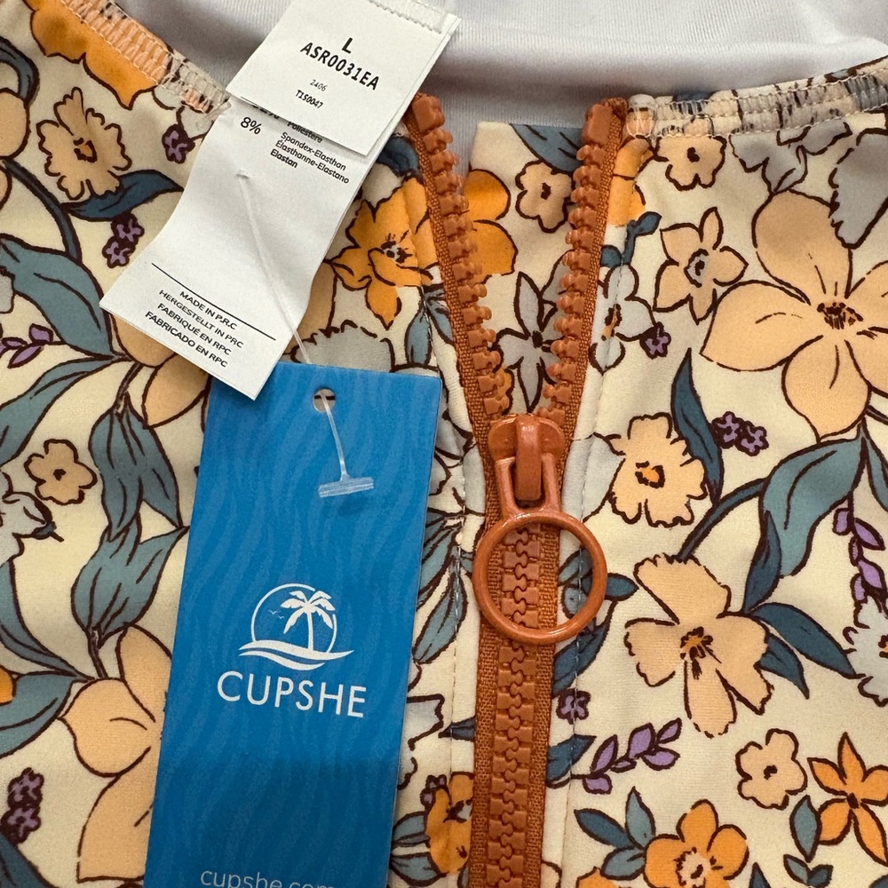 Cupshe Floral One-Piece Swimsuit with Orange Accents Zipper Front